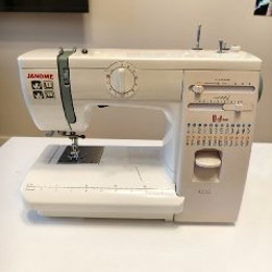 Швейная машинка Janome 423S - фото 1