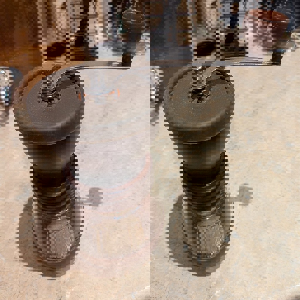 Кофемолка ручная