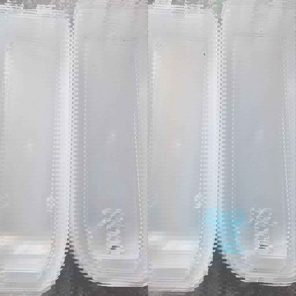 Пластиковые контейнеры для обуви