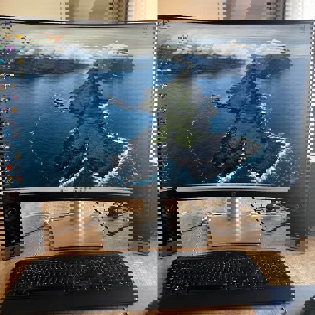 Монитор Dell S3221QS