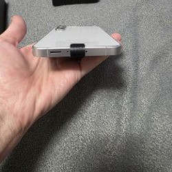 Samsung Galaxy S24 FE - фото 9