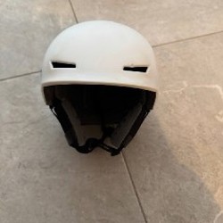 Шлем Б/У (оба) - фото 4