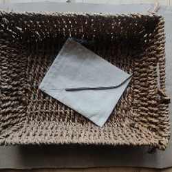 Крепкая плетёная корзина с ручками - фото 1