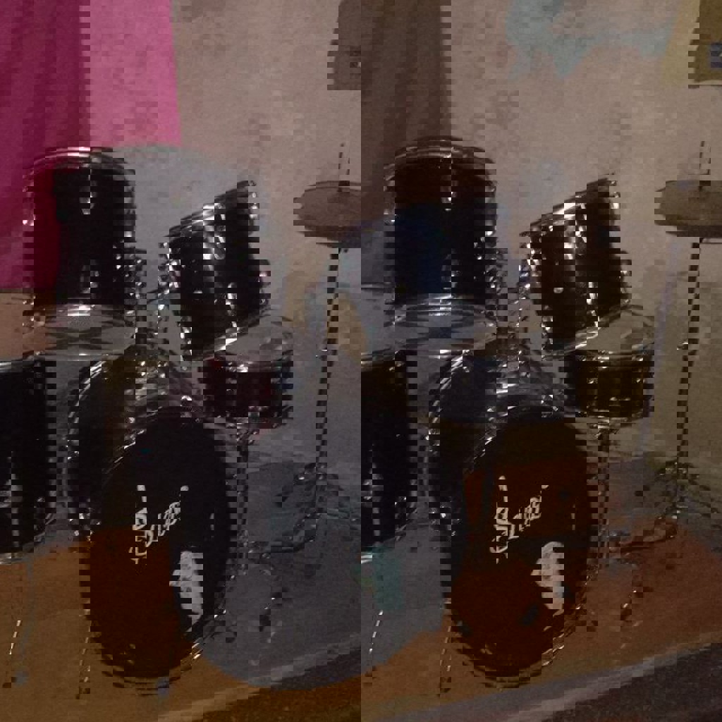 Китайские панк барабаны