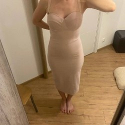 Платье телесно-розового цвета - фото 1