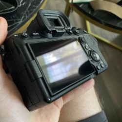 Sony a7 iv - фото 3