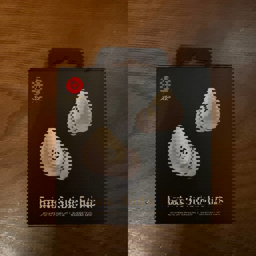 Наушники Beats Studio Buds