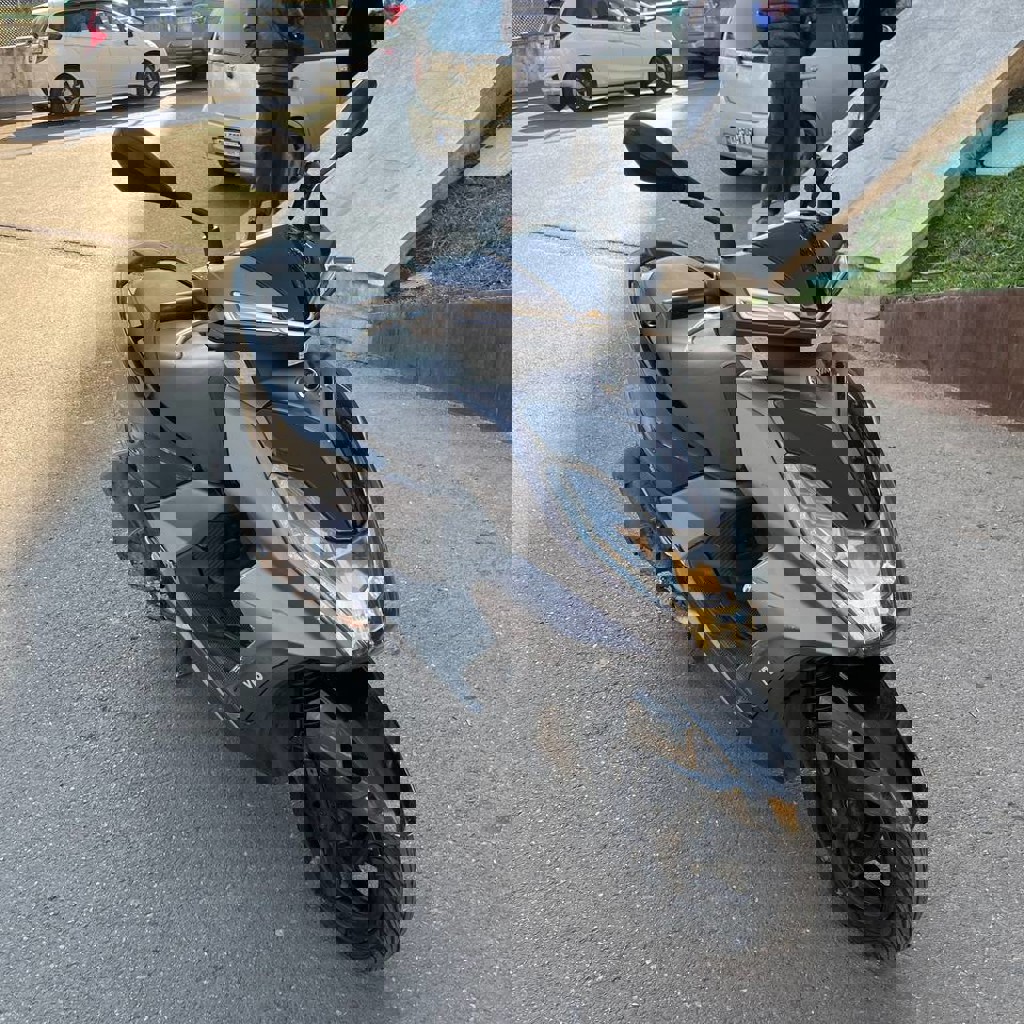 Мопед Sym FNX 125