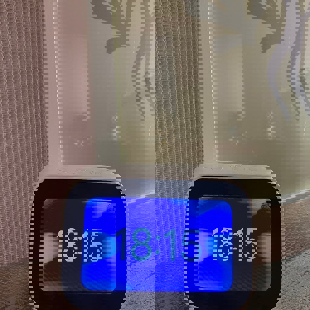 Умные часы-будильник Xiaomi QBH4191GL Mi Smart Clock