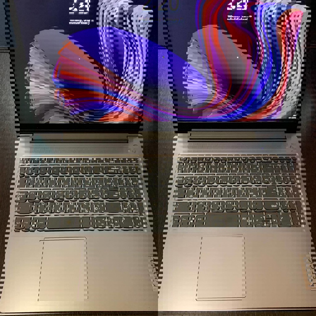 Ноутбук Lenovo IdeaPad Slim 3 15AMN8