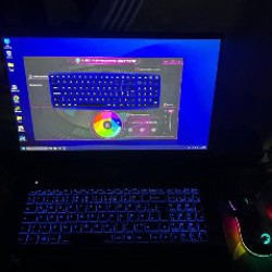 Hi-Tech Gaming Laptop - фото 2