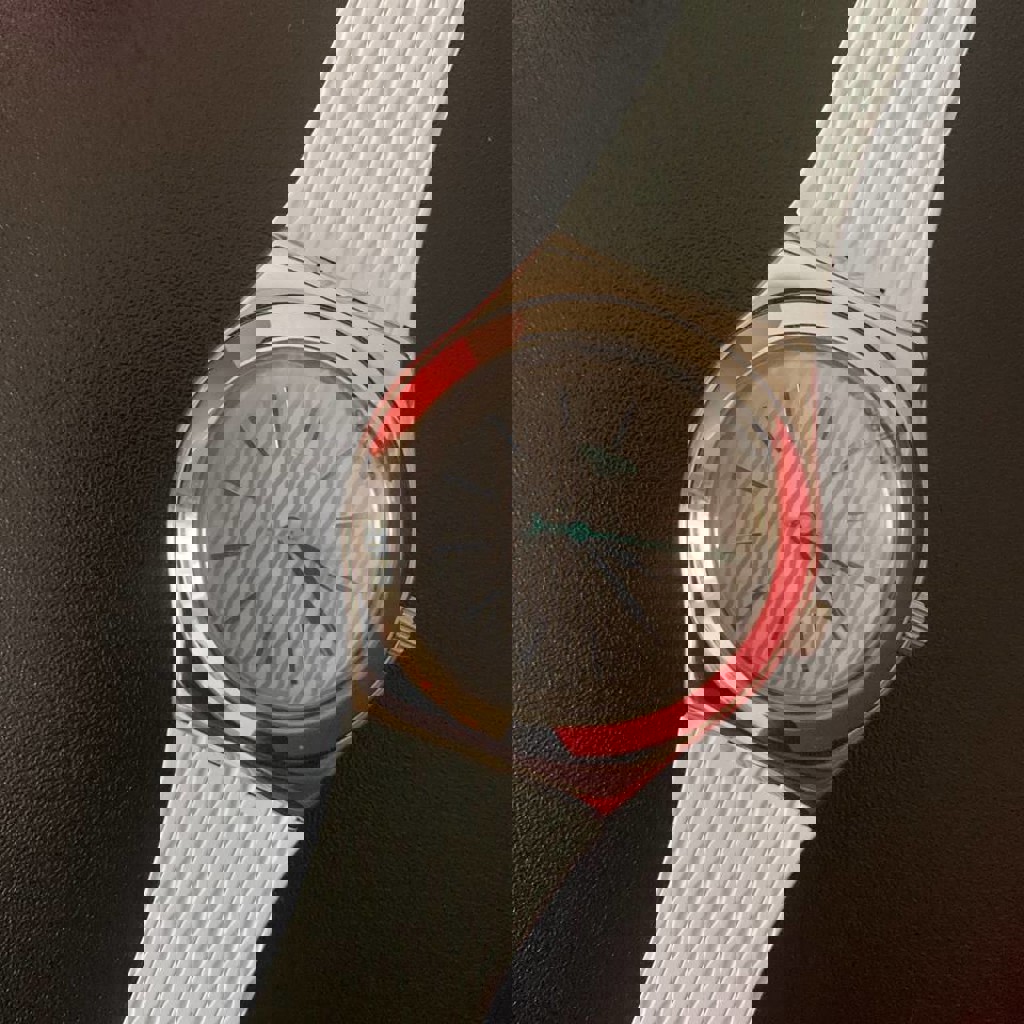 Часы SWATCH MINT HALO