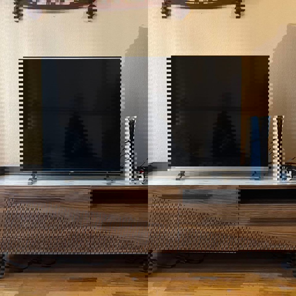 Стол для телевизора