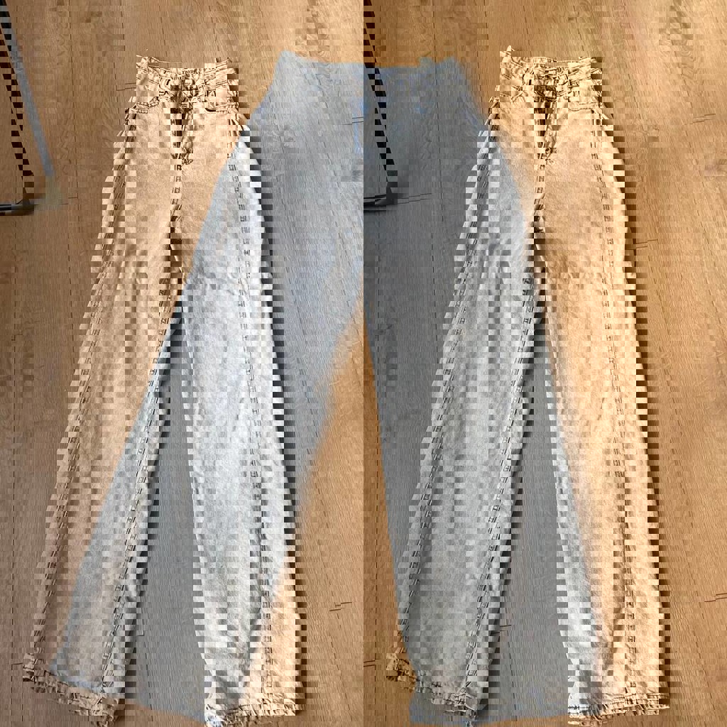 Джинсы женские