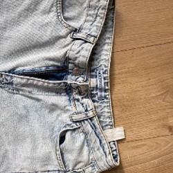 Джинсы женские - фото 4