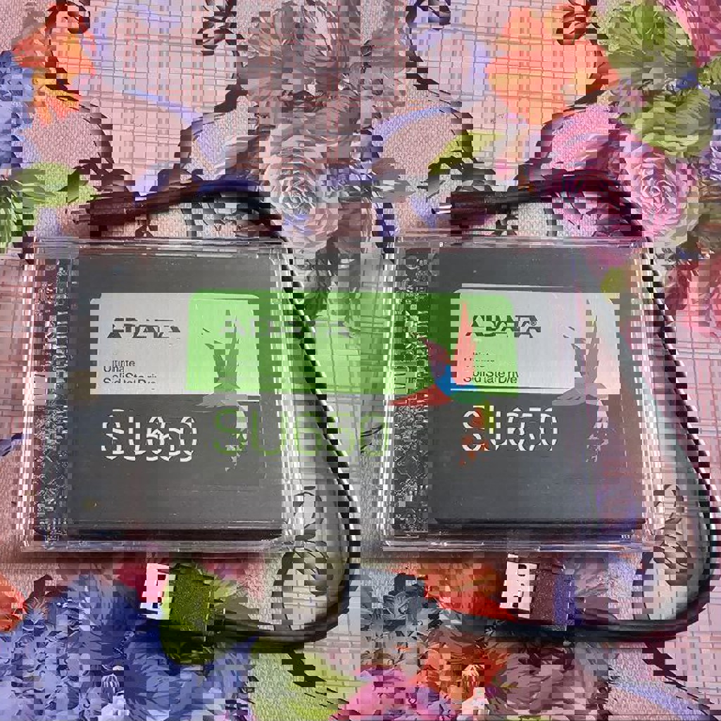 Внешний SSD Adata SU650