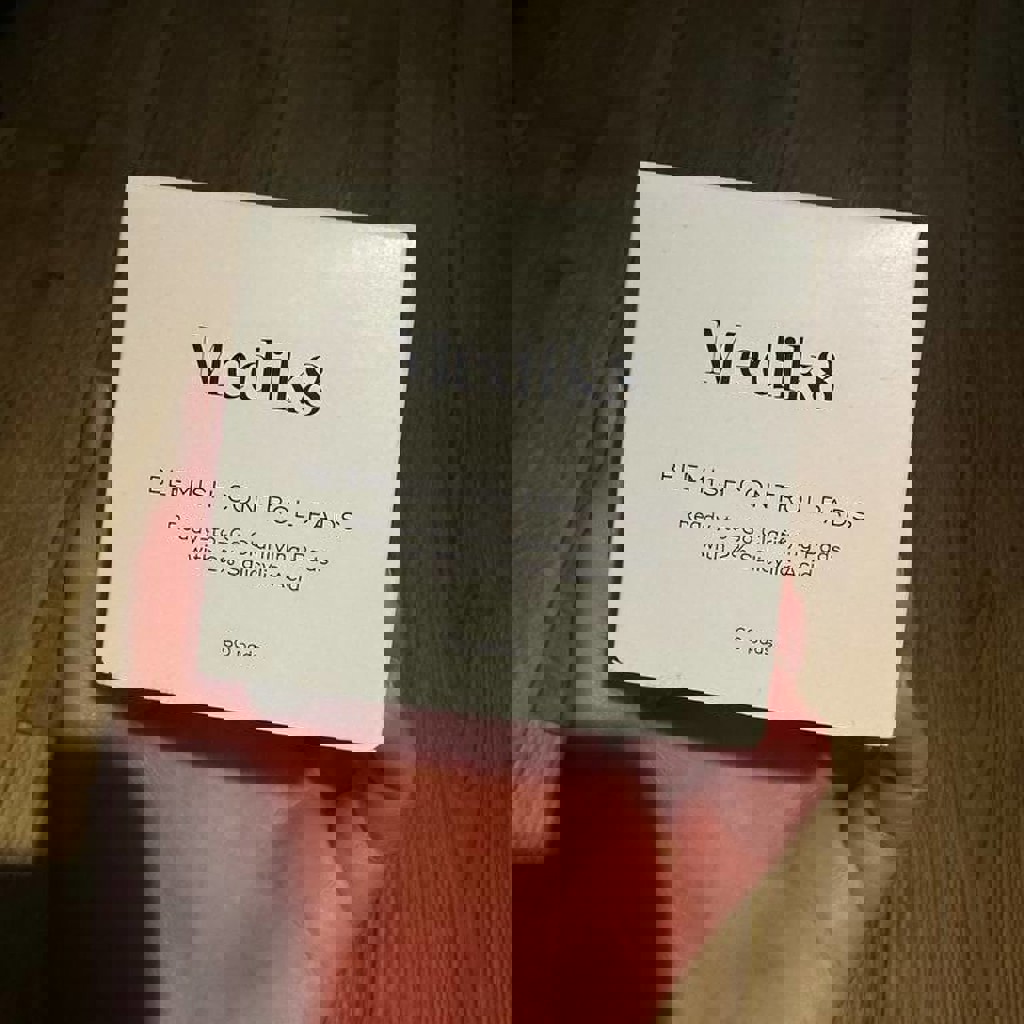 Pore minimising tonic