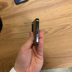 Google Pixel 9 XL - фото 5