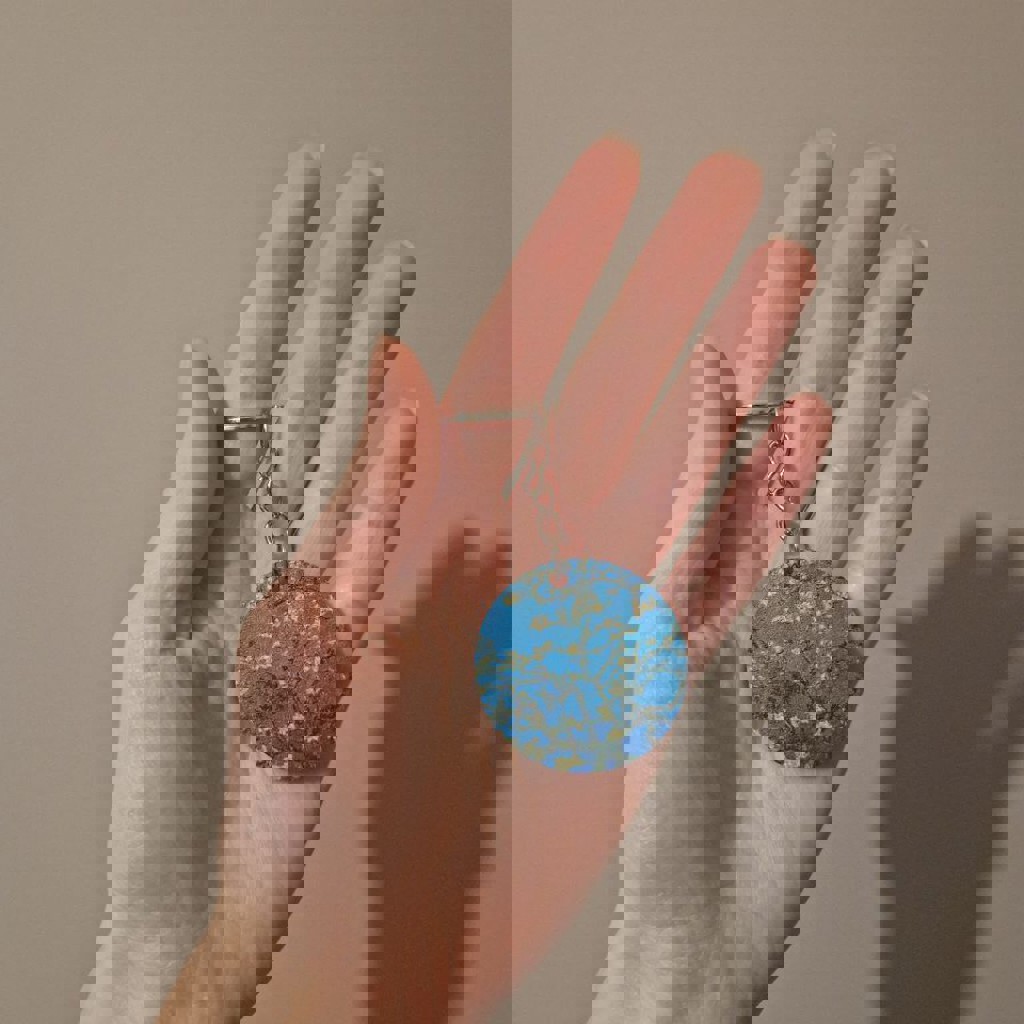 Деревянный брелок