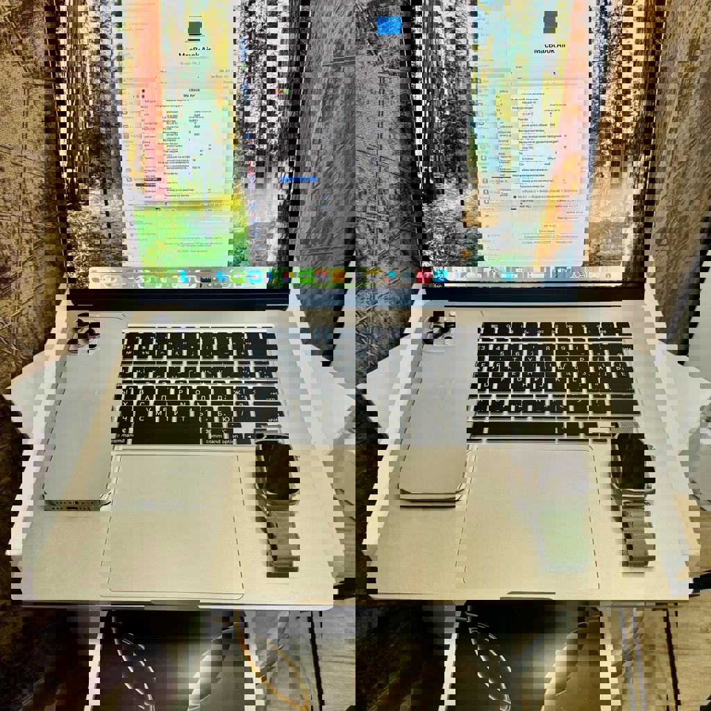 MacBook Air 15 M4 16/256