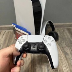 PS5 с дисководом - фото 4