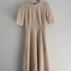 Теплое платье миди с короткими рукавами - фото 2