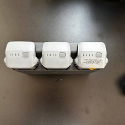 Зарядный хаб с аккумуляторами - фото 2