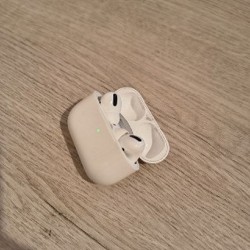 Apple AirPods - фото 3