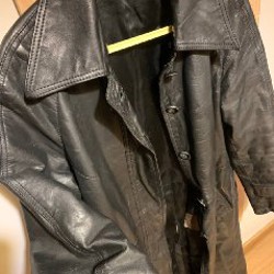 Кожаный плащ - фото 2