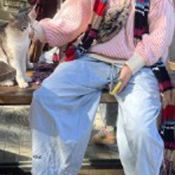 Розовые кроссовки adidas gazelle - фото 2