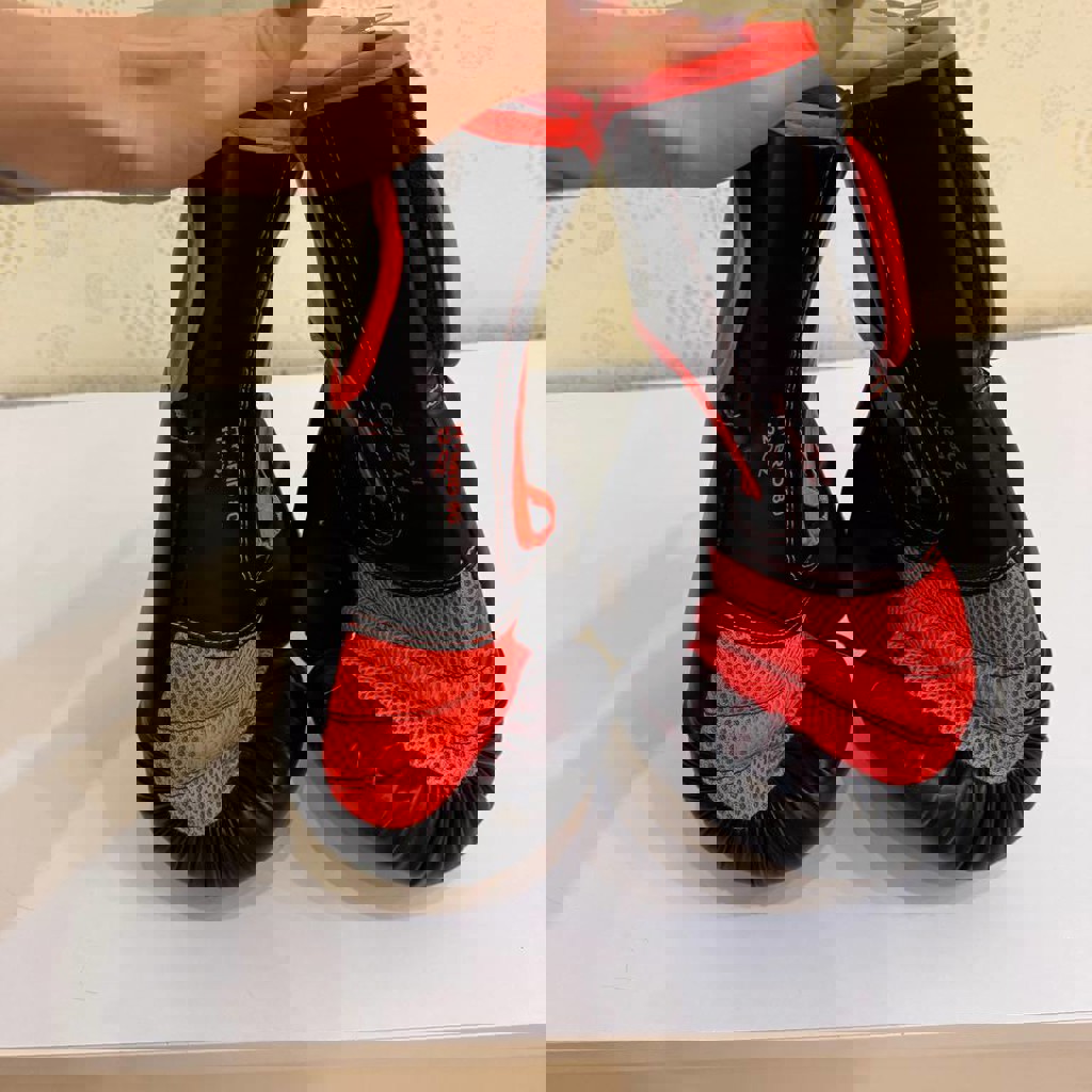 Боксерские перчатки