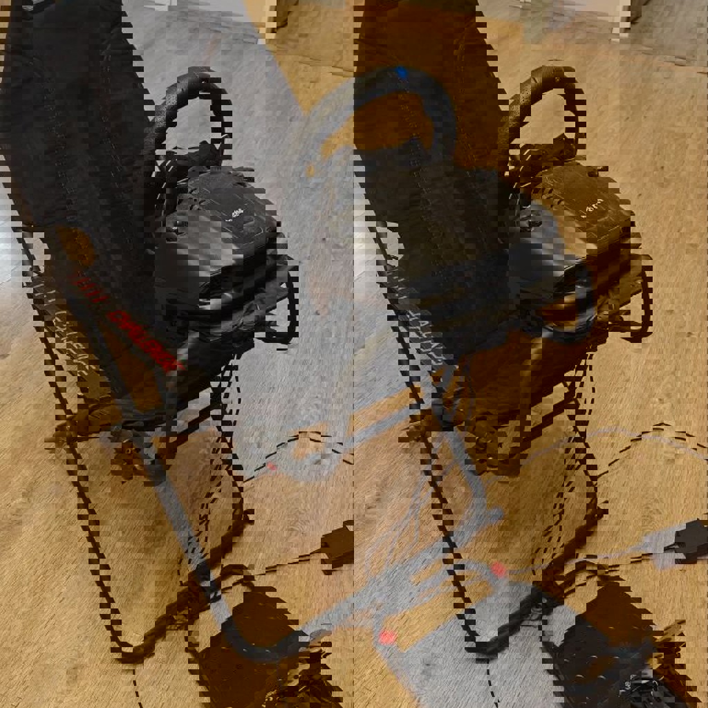 Руль Logitech g29