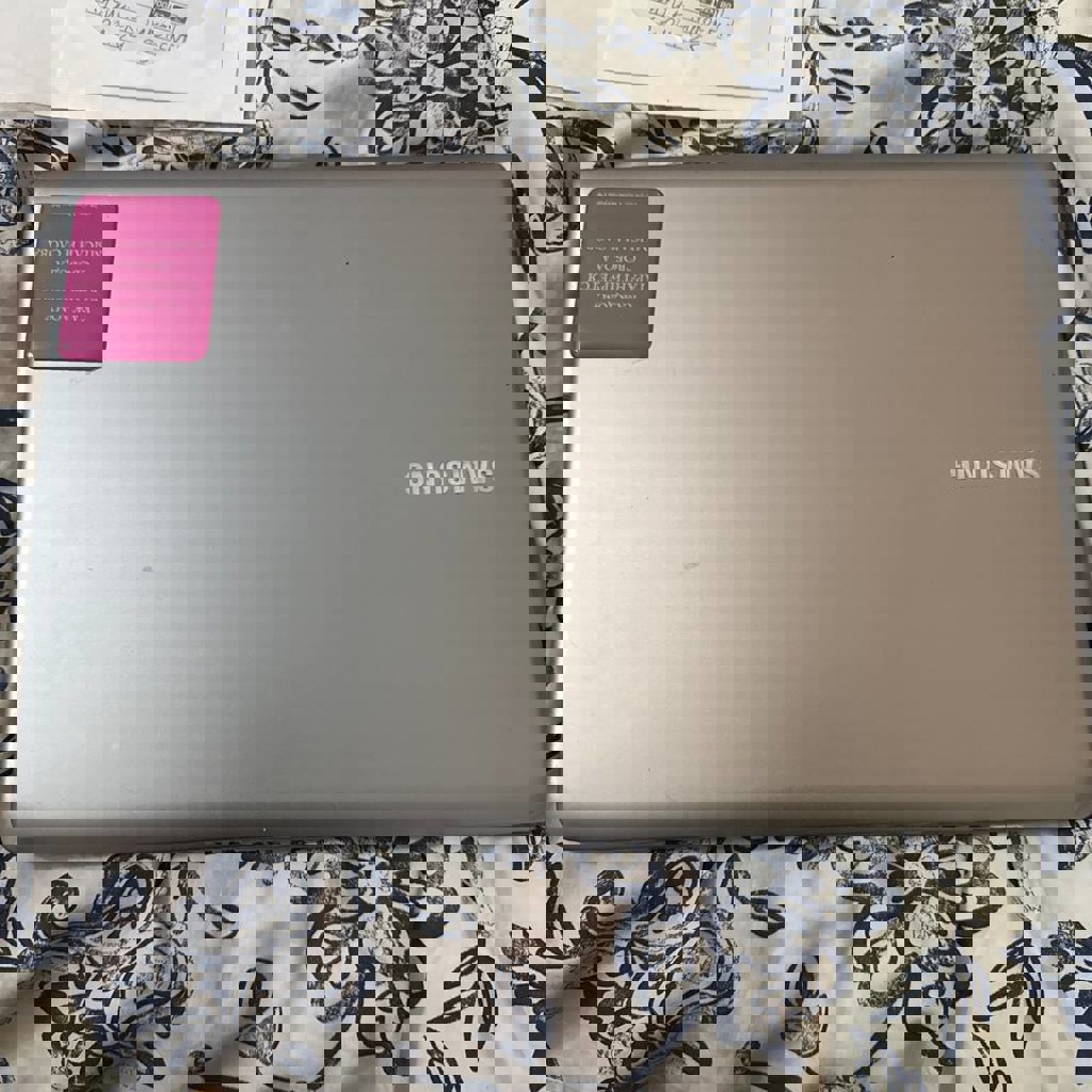 Ноутбук Samsung