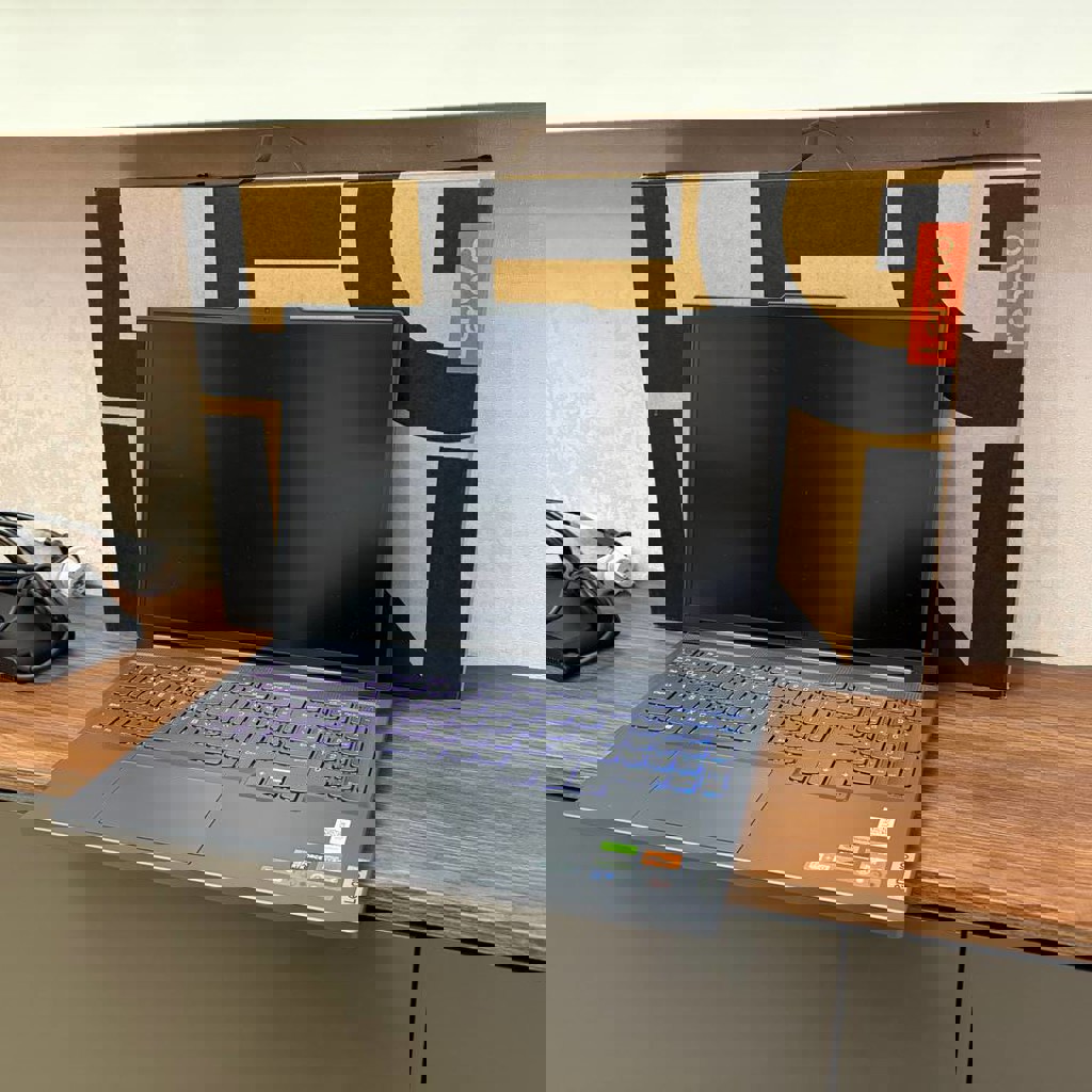 Ноутбук Lenovo Legion Slim 5