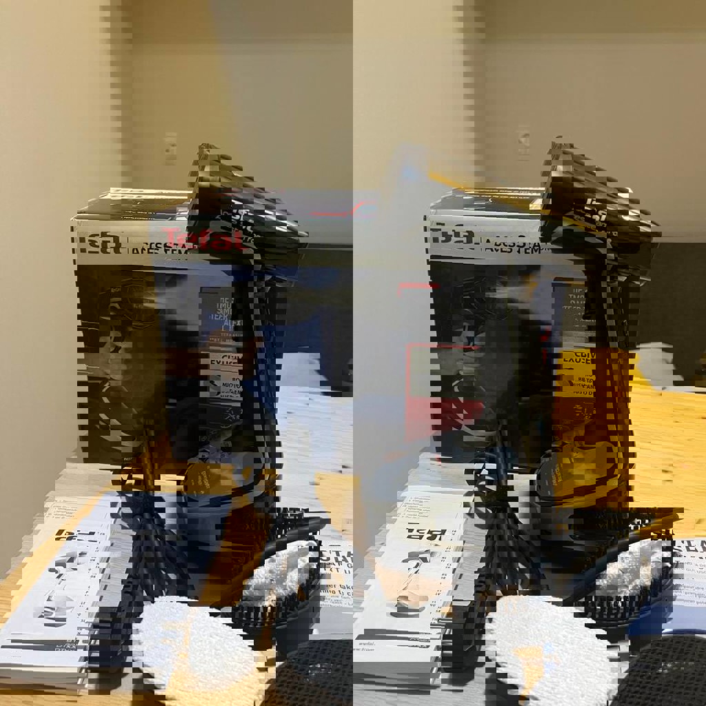 Пароутюг Tefal