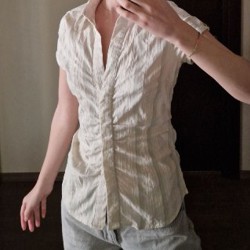 Рубашка зелено-бежевого цвета - фото 2