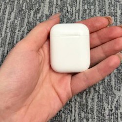 AirPods 1 - фото 9