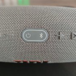 JBL Charge 5 - фото 8
