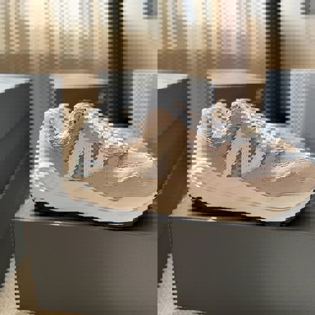 New Balance 57/40