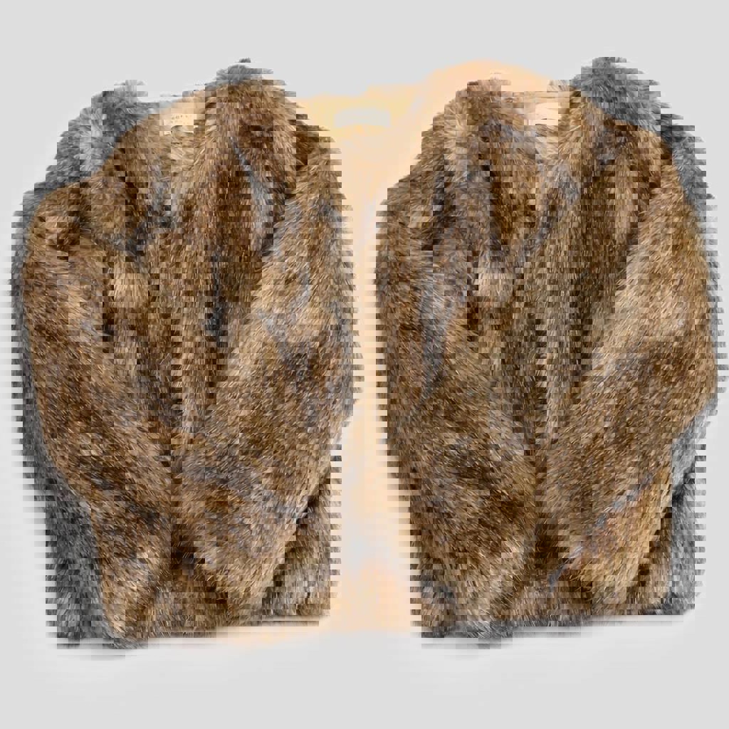 Шуба из искусственного меха