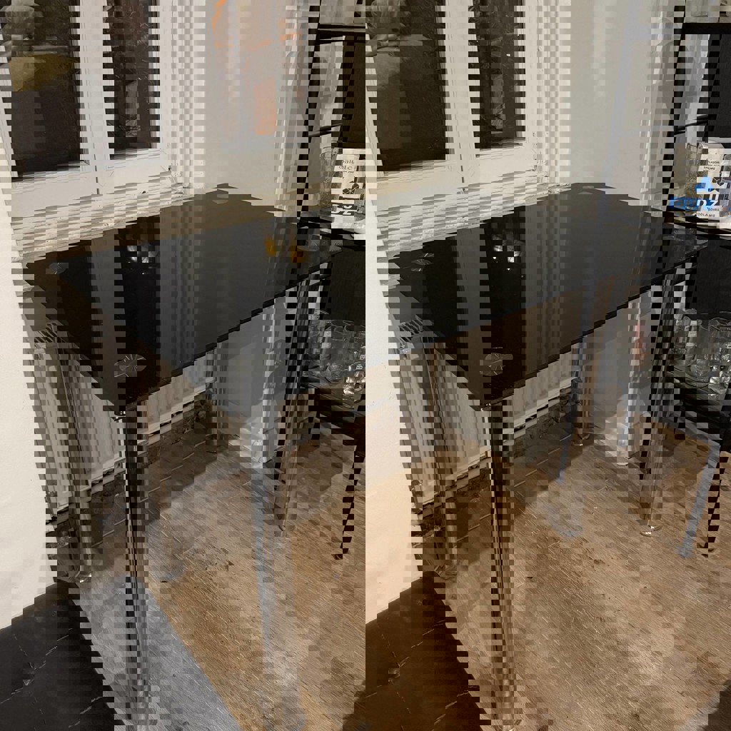 Стол стеклянный