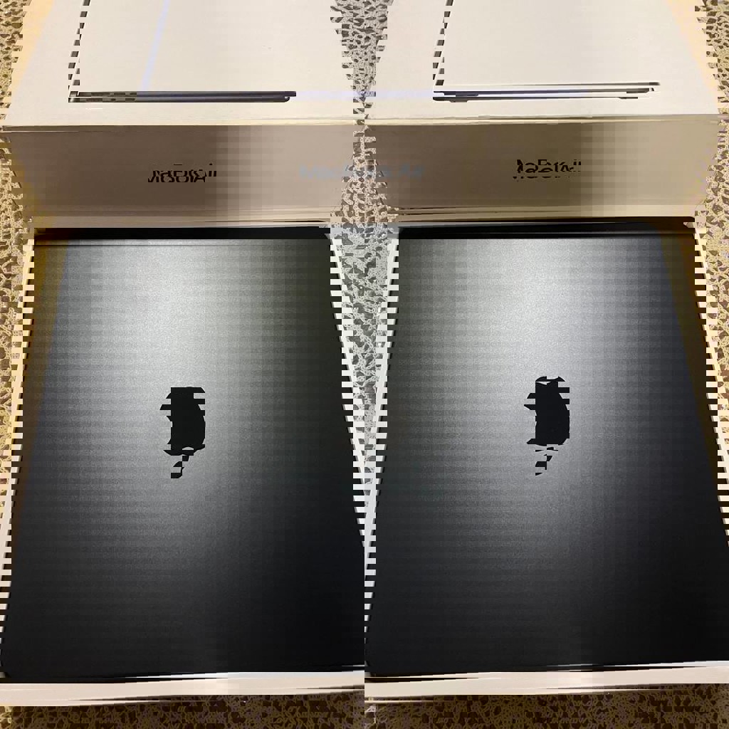 MacBook Air (M3-2024)