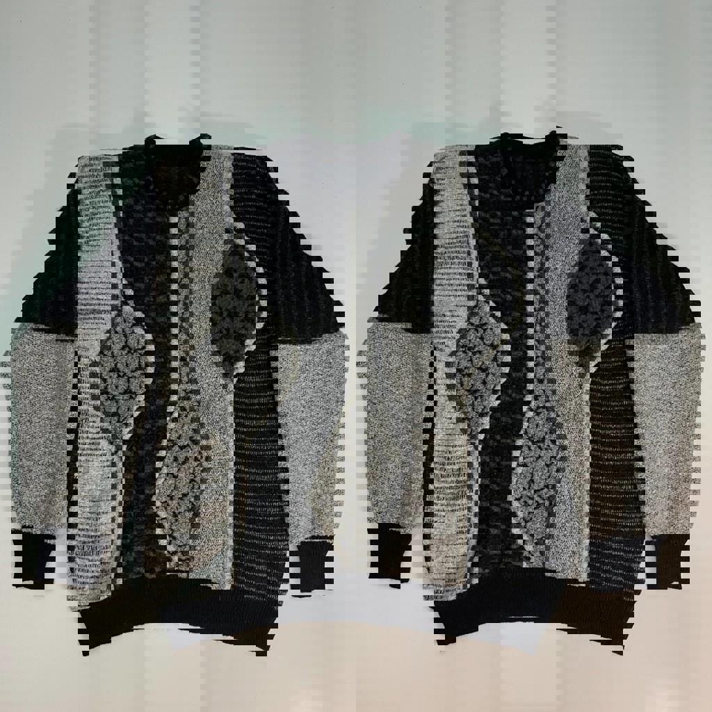 Стильный свитер