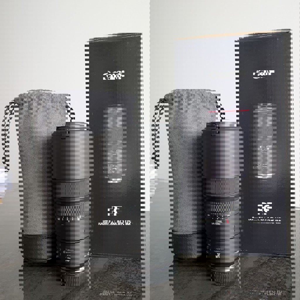 Canon RF 100mm f/2.8 L Macro IS USM Lens