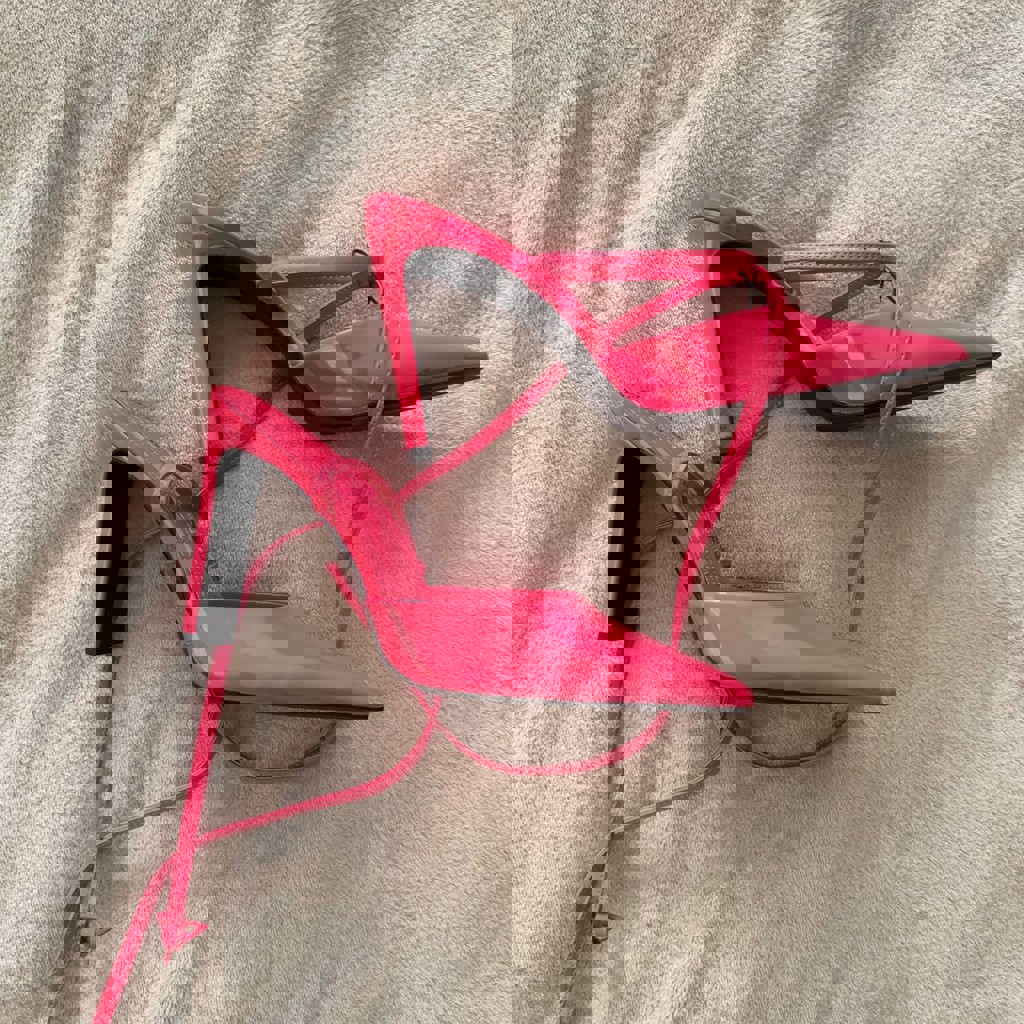 Платье BERSHKA