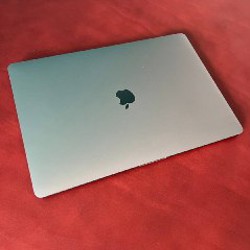 Apple MacBook Pro 2019 - фото 3