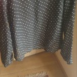 Блуза черная в мелкое сердечко - фото 5