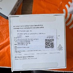 AirPods 4 - фото 3