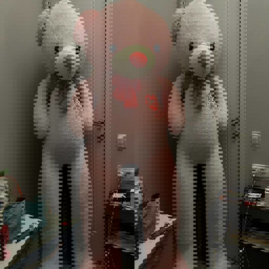 Розовый мишка