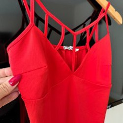 Красное платье - фото 1